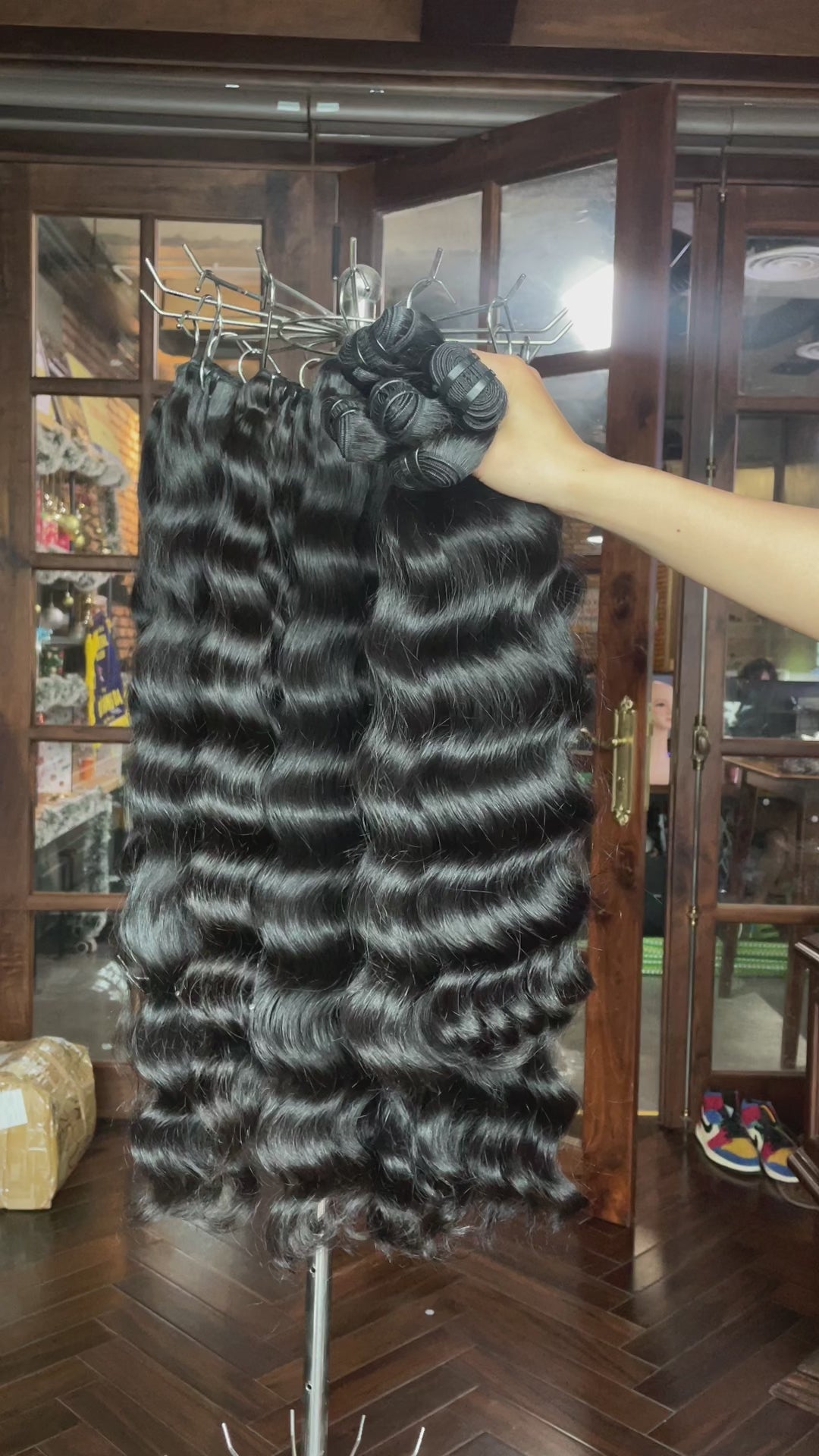 Noire Muse Raw Bundle — Cambodian Wavy 20”
